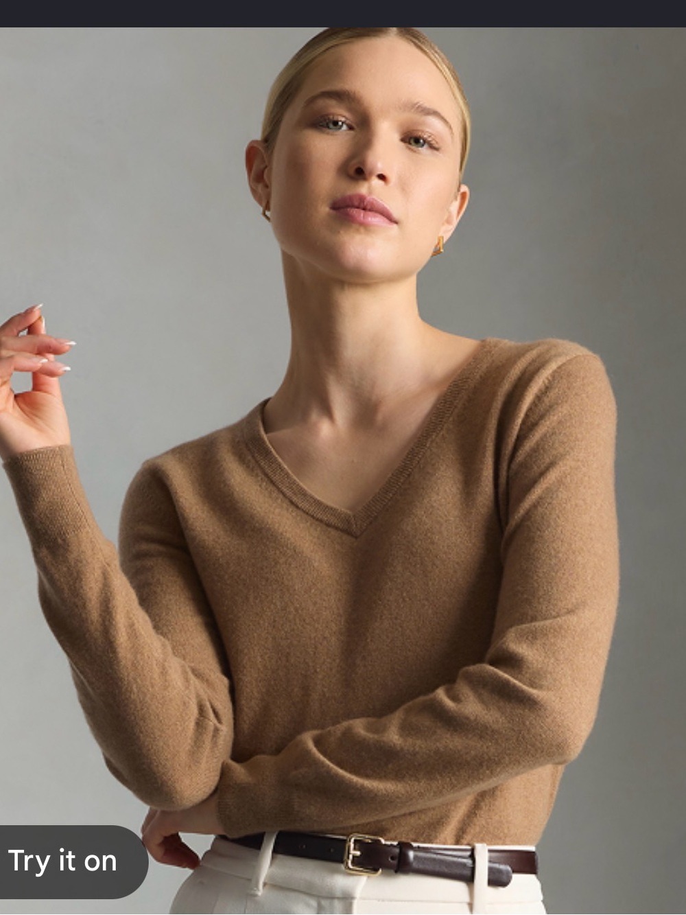 Quince 100% Mongolian Cashmere V Neck Sweater in Camel , Medium